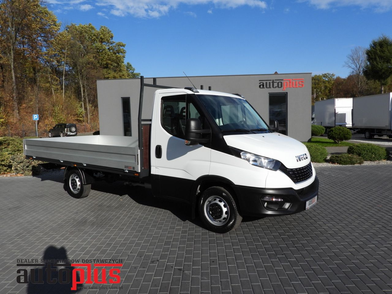 IVECO DAILY 35S14 STAKE BODY 8 PALLETS CRUISE CONTROL AIR CONDITIONING 140HP - Furgoneta caja abierta: foto 1 IVECO DAILY 35S14 STAKE BODY 8 PALLETS CRUISE CONTROL AIR CONDITIONING 140HP - Furgoneta caja abierta: foto 1