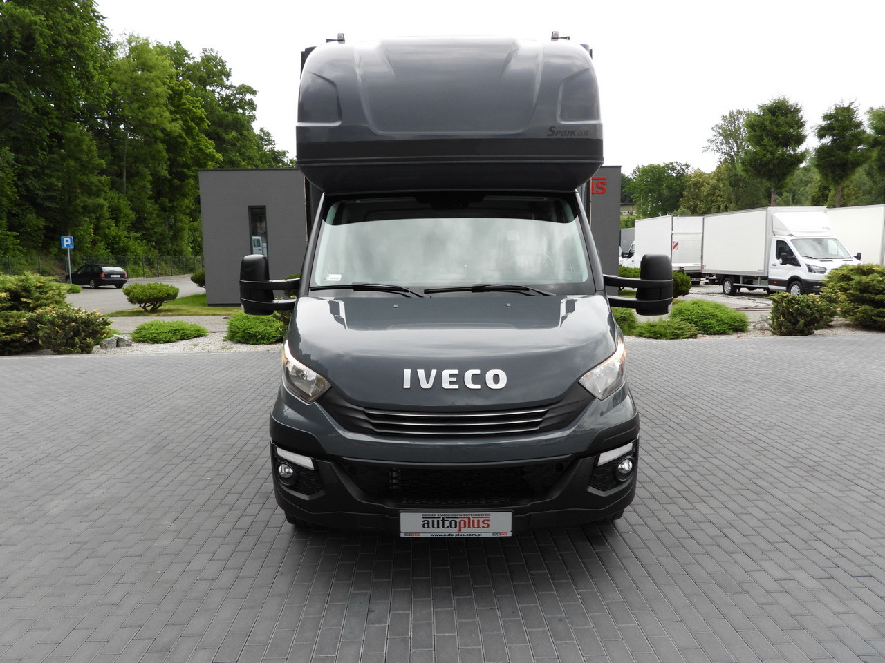 IVECO DAILY 35S18 TARPAULIN 10 PALLETS WEBASTO CRUISE CONTROL PNEUMATICS AUTOMATIC TRANSMISSION HI-MATIC AIR CONDITIONING 180HP - Furgoneta con lona: foto 5 IVECO DAILY 35S18 TARPAULIN 10 PALLETS WEBASTO CRUISE CONTROL PNEUMATICS AUTOMATIC TRANSMISSION HI-MATIC AIR CONDITIONING 180HP - Furgoneta con lona: foto 5