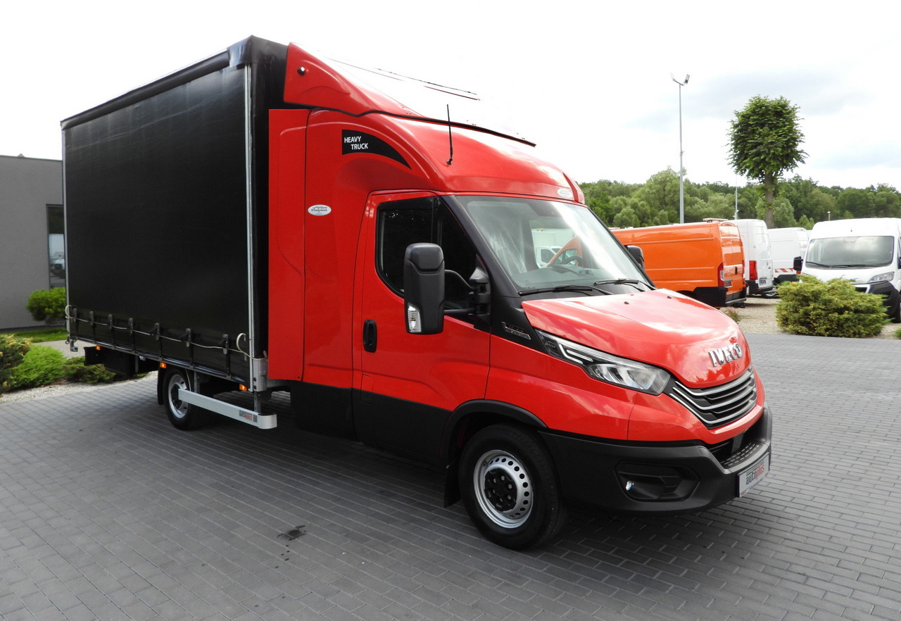 IVECO DAILY 35S21 TARPAULIN 10 PALLETS WEBASTO CRUISE CONTROL NAVIGATION LED LIGHTS PNEUMATICS AUTOMATIC TRANSMISSION HI-MATIC AIR CONDITIONING 210HP - Furgoneta con lona: foto 4 IVECO DAILY 35S21 TARPAULIN 10 PALLETS WEBASTO CRUISE CONTROL NAVIGATION LED LIGHTS PNEUMATICS AUTOMATIC TRANSMISSION HI-MATIC AIR CONDITIONING 210HP - Furgoneta con lona: foto 4