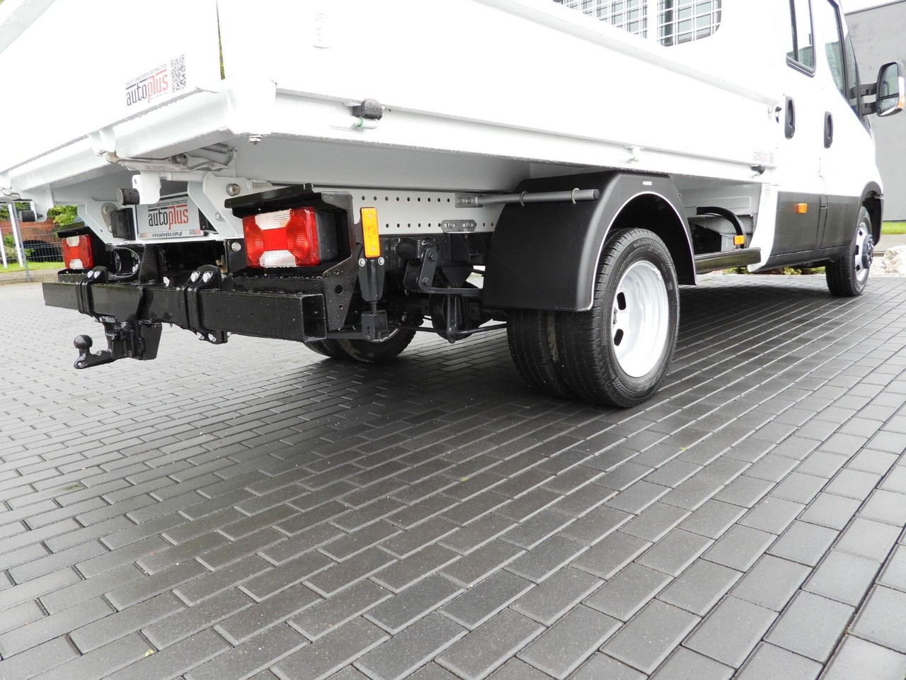 Furgoneta basculante, Furgoneta combi Iveco DAILY 35C13 KIPPER DOPPELKABINE DOKA 7 SITZE A/C: foto 16