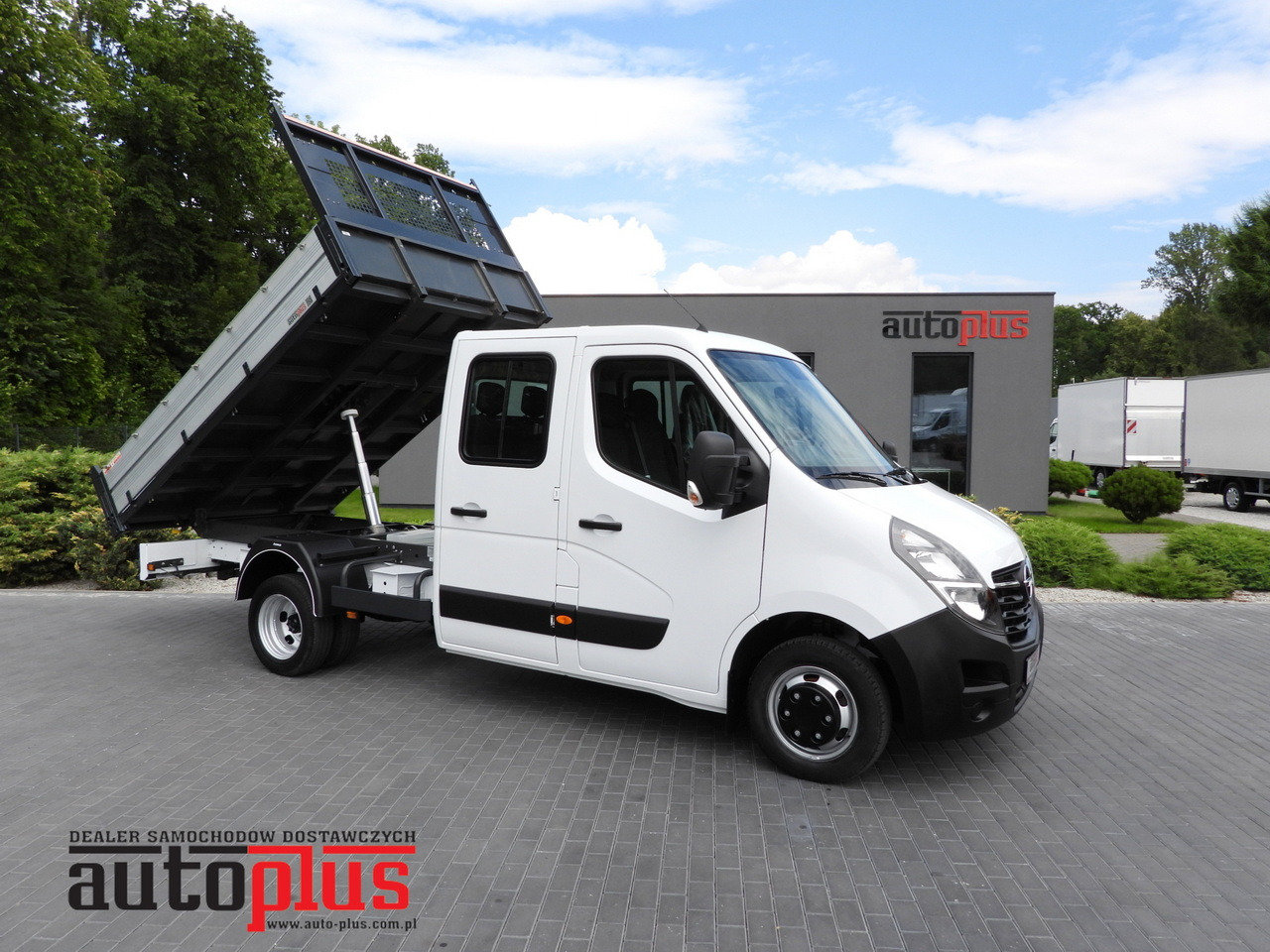 OPEL MOVANO TIPPER DOUBLE CABIN DOKA 7 SEATS LED LIGHTS TWIN WHEELS AIR CONDITIONING 145HP - Camión volquete: foto 1 OPEL MOVANO TIPPER DOUBLE CABIN DOKA 7 SEATS LED LIGHTS TWIN WHEELS AIR CONDITIONING 145HP - Camión volquete: foto 1