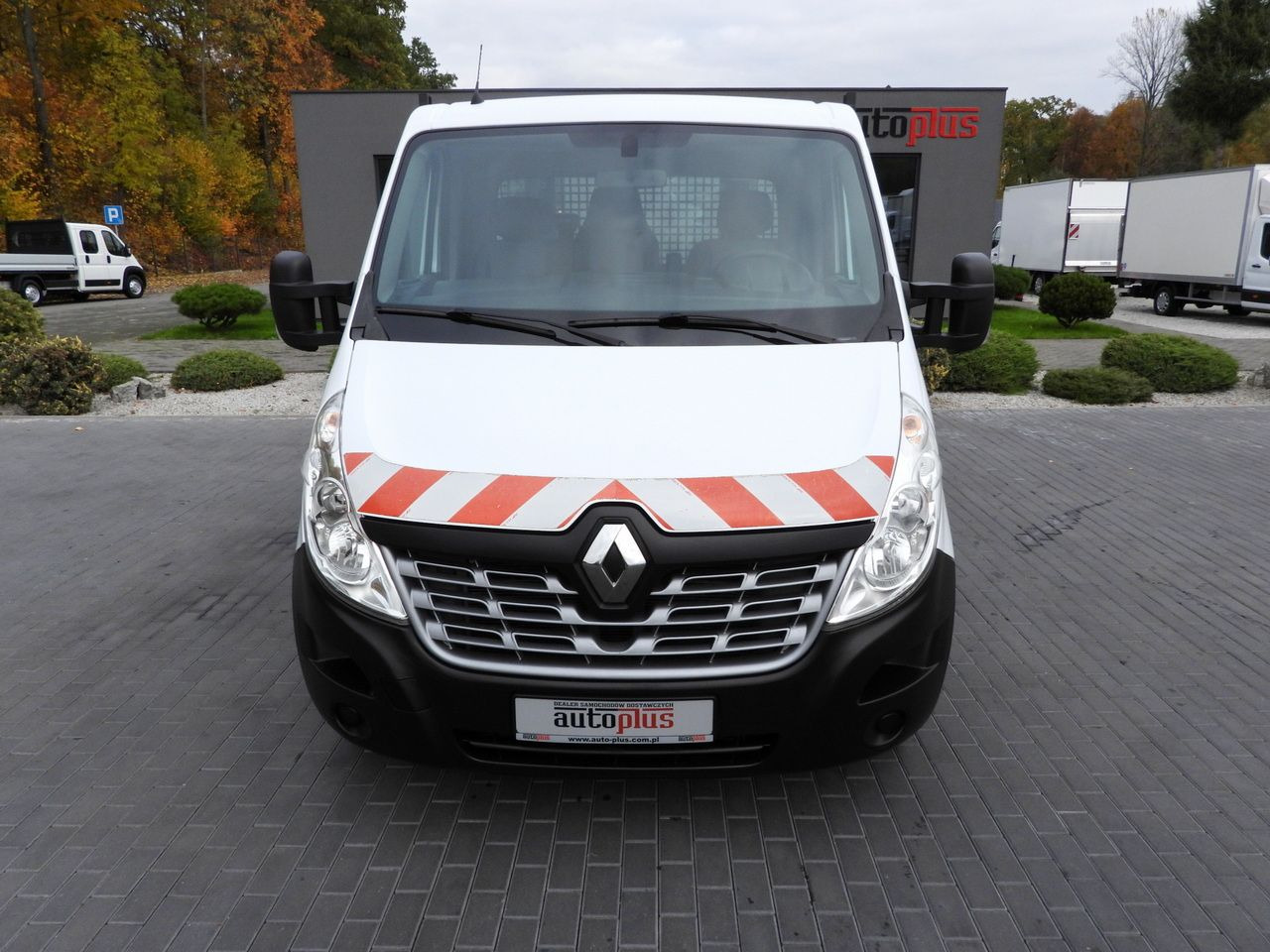 RENAULT MASTER STAKE BODY CRUISE CONTROL NAVIGATION TWIN WHEELS AIR CONDITIONING 130HP - Furgoneta caja abierta: foto 5 RENAULT MASTER STAKE BODY CRUISE CONTROL NAVIGATION TWIN WHEELS AIR CONDITIONING 130HP - Furgoneta caja abierta: foto 5
