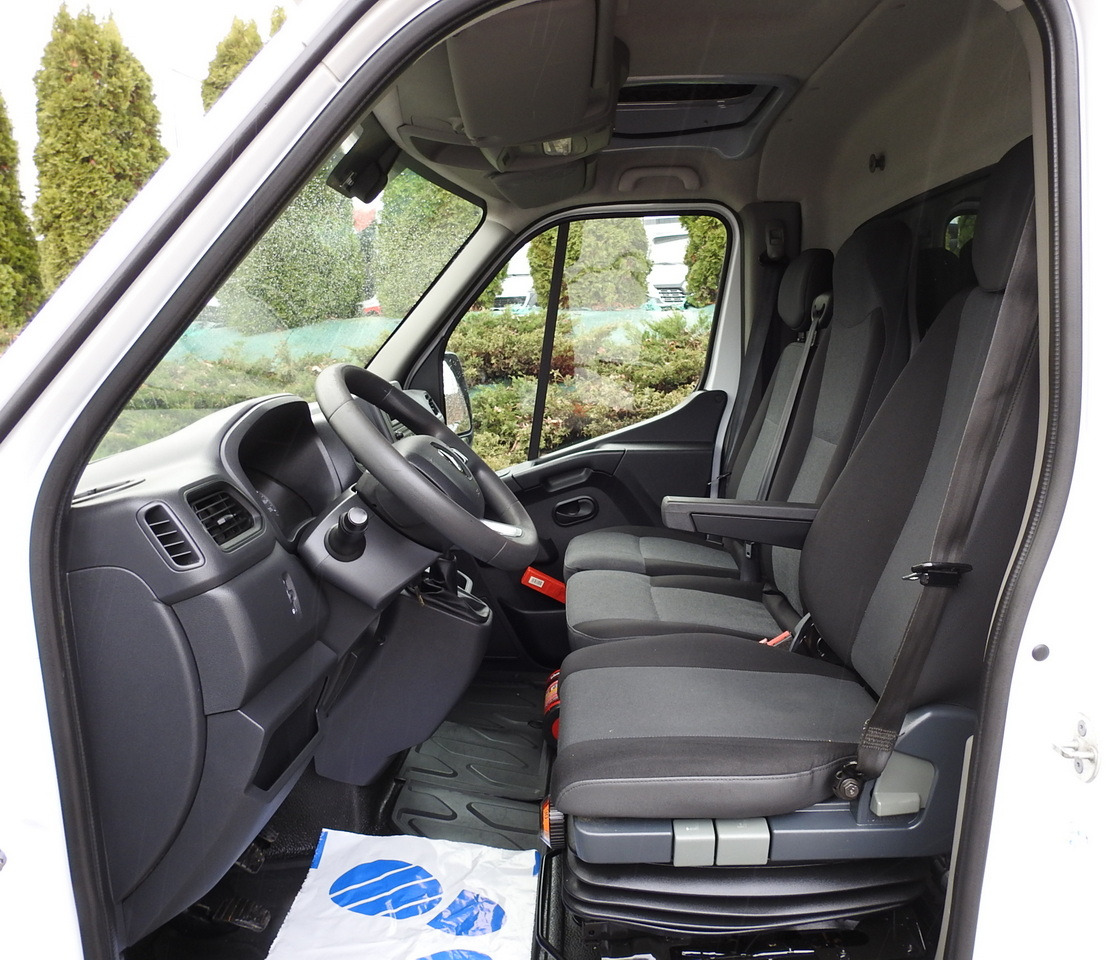 Furgoneta con lona RENAULT MASTER TARPAULIN 10 PALLETS WEBASTO CRUISE CONTROL AIR CONDITIONING LED LIGHTS PNEUMATICS  165HP: foto 30