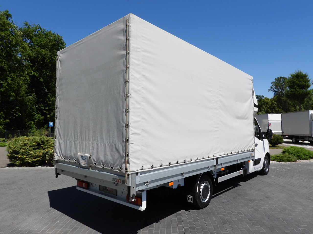 RENAULT MASTER TARPAULIN 10 PALLETS WEBASTO CRUISE CONTROL LED LIGHTS PNEUMATICS AIR CONDITIONING 165HP - Furgoneta con lona: foto 3 RENAULT MASTER TARPAULIN 10 PALLETS WEBASTO CRUISE CONTROL LED LIGHTS PNEUMATICS AIR CONDITIONING 165HP - Furgoneta con lona: foto 3