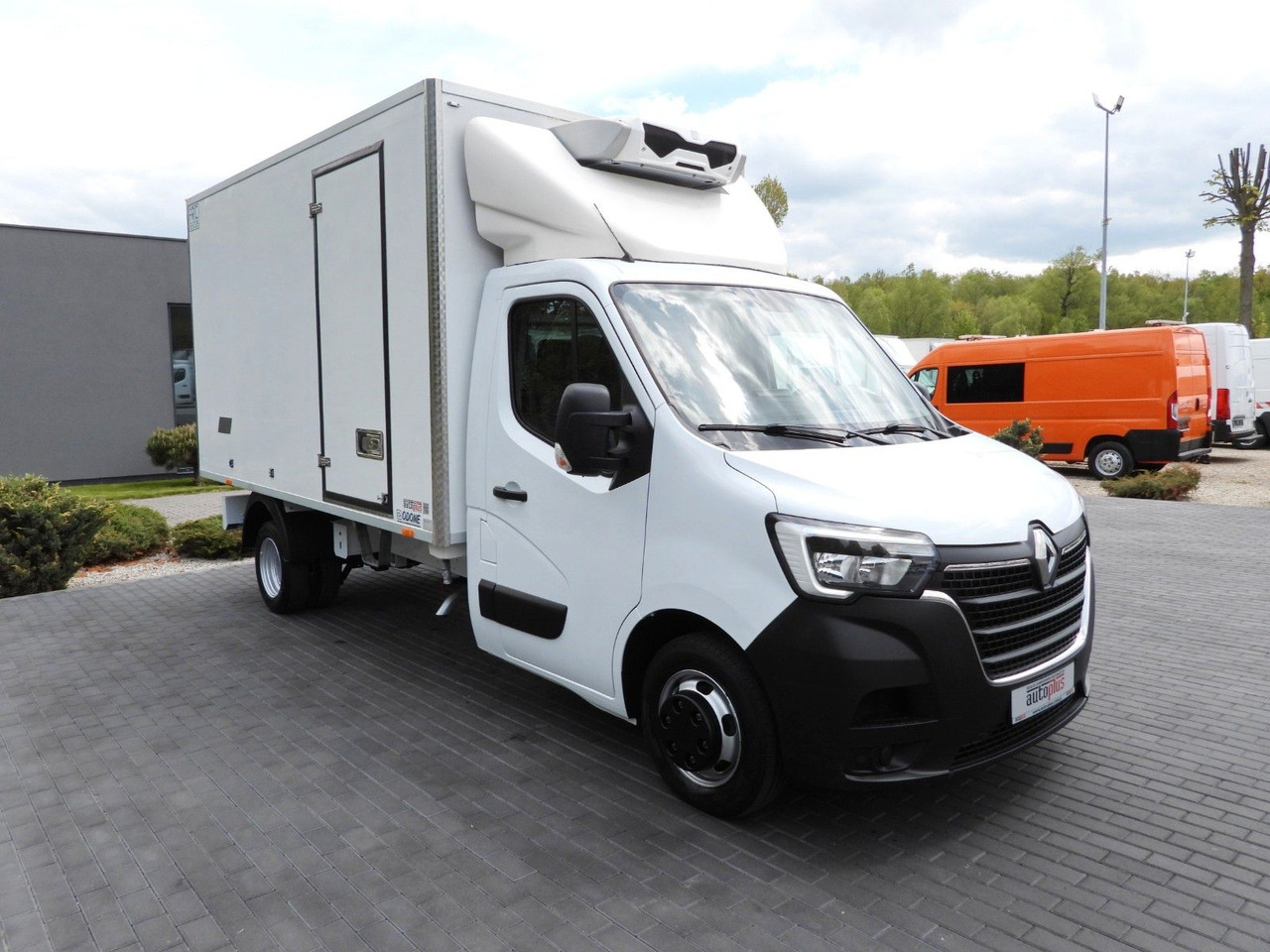 Renault MASTER KÜHLKOFFER -10*C TEMPOMAT LED LICHTER - Furgoneta frigorifica: foto 4 Renault MASTER KÜHLKOFFER -10*C TEMPOMAT LED LICHTER - Furgoneta frigorifica: foto 4