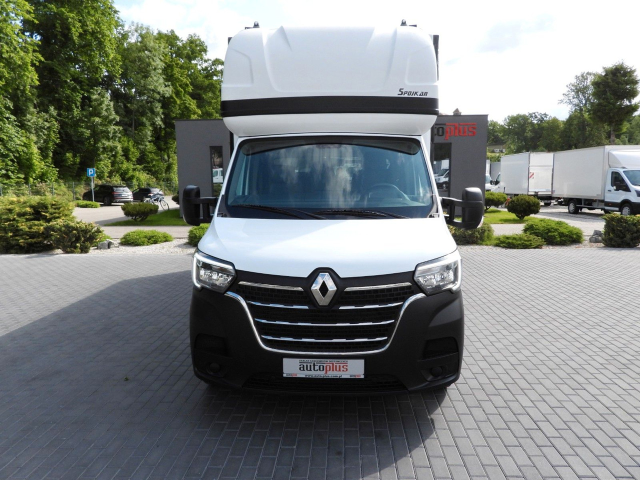 Renault MASTER PRITSCHE PLANE 10 PALETTEN WEBASTO A/C - Furgoneta con lona: foto 5 Renault MASTER PRITSCHE PLANE 10 PALETTEN WEBASTO A/C - Furgoneta con lona: foto 5
