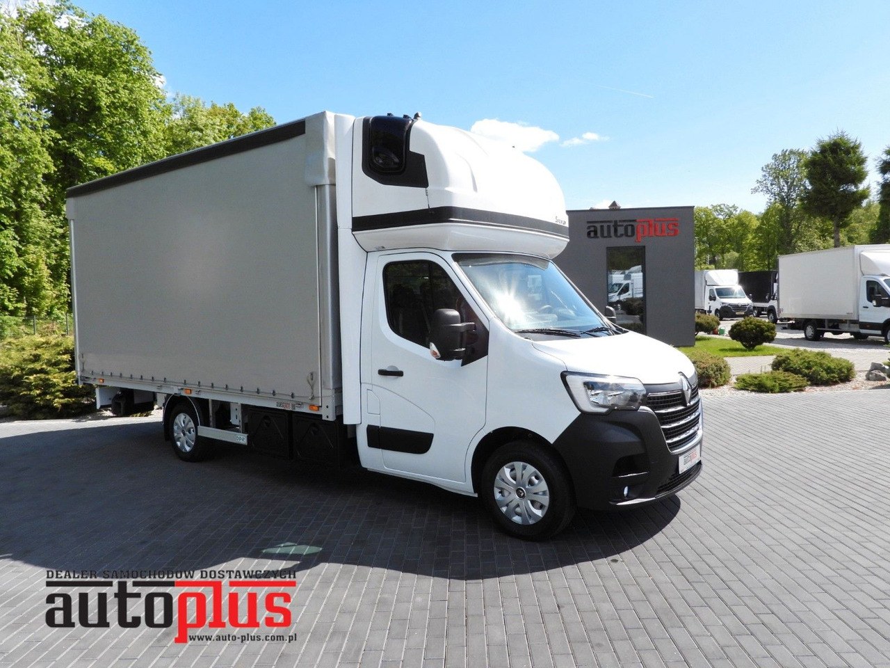 Renault MASTER PRITSCHE PLANE 10 PALETTEN WEBASTO A/C - Furgoneta con lona: foto 1 Renault MASTER PRITSCHE PLANE 10 PALETTEN WEBASTO A/C - Furgoneta con lona: foto 1
