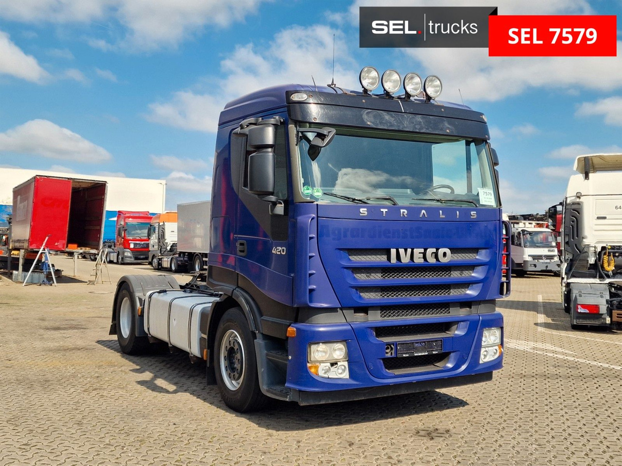 Iveco Stralis 420 / Nebenabtrieb / Kipphydraulik / LOF - Cabeza tractora: foto 3 Iveco Stralis 420 / Nebenabtrieb / Kipphydraulik / LOF - Cabeza tractora: foto 3