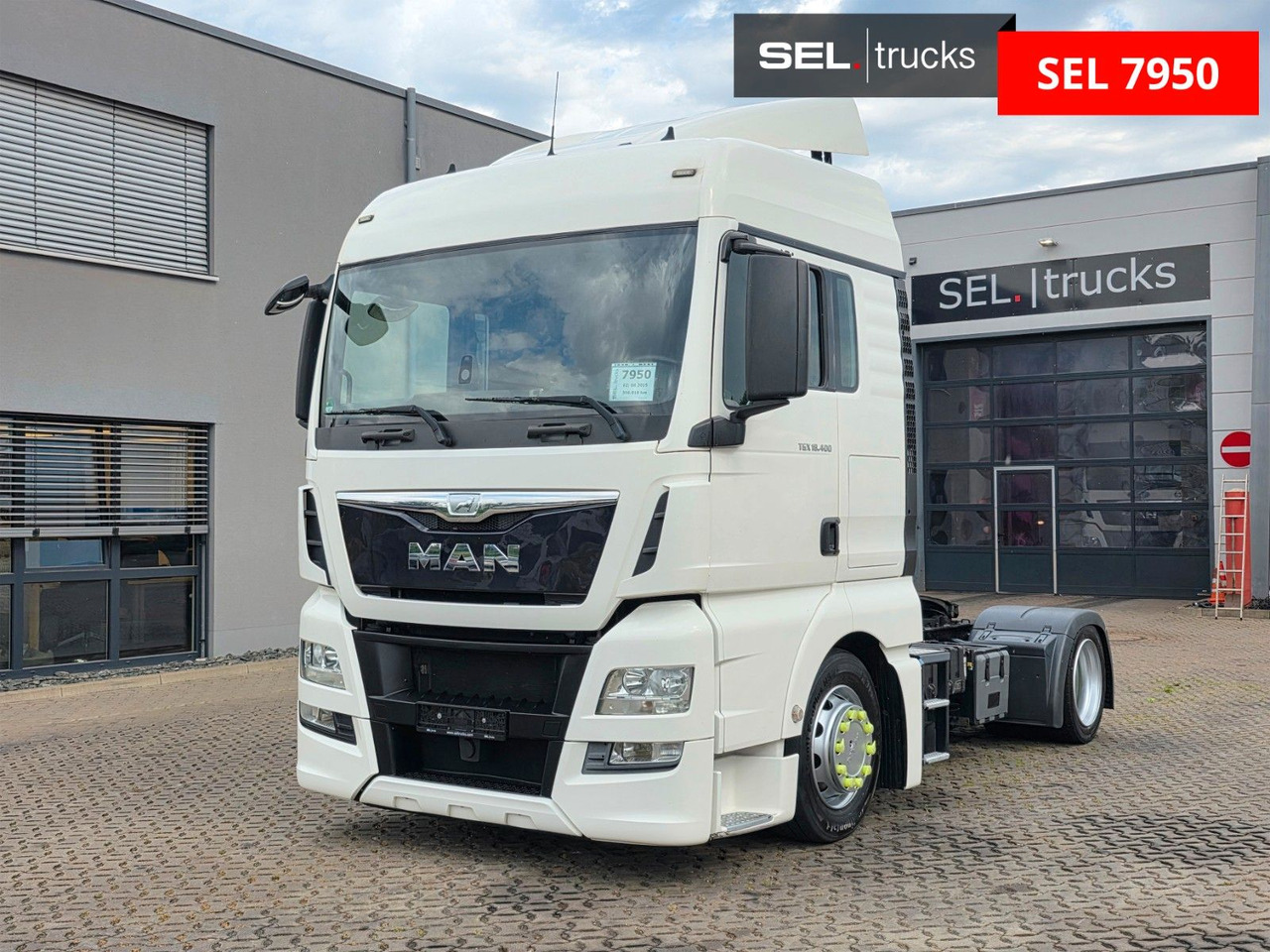 MAN TGX 18.400 4X2 LLS-U / ZF Intarder / Hubkupplung - Cabeza tractora: foto 1 MAN TGX 18.400 4X2 LLS-U / ZF Intarder / Hubkupplung - Cabeza tractora: foto 1