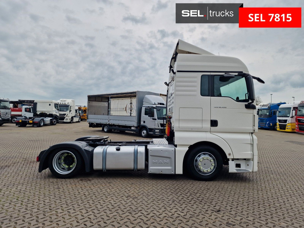MAN TGX 18.400 4X2 LLS-U / ZF Intarder / LOW KM !!! - Cabeza tractora: foto 4 MAN TGX 18.400 4X2 LLS-U / ZF Intarder / LOW KM !!! - Cabeza tractora: foto 4