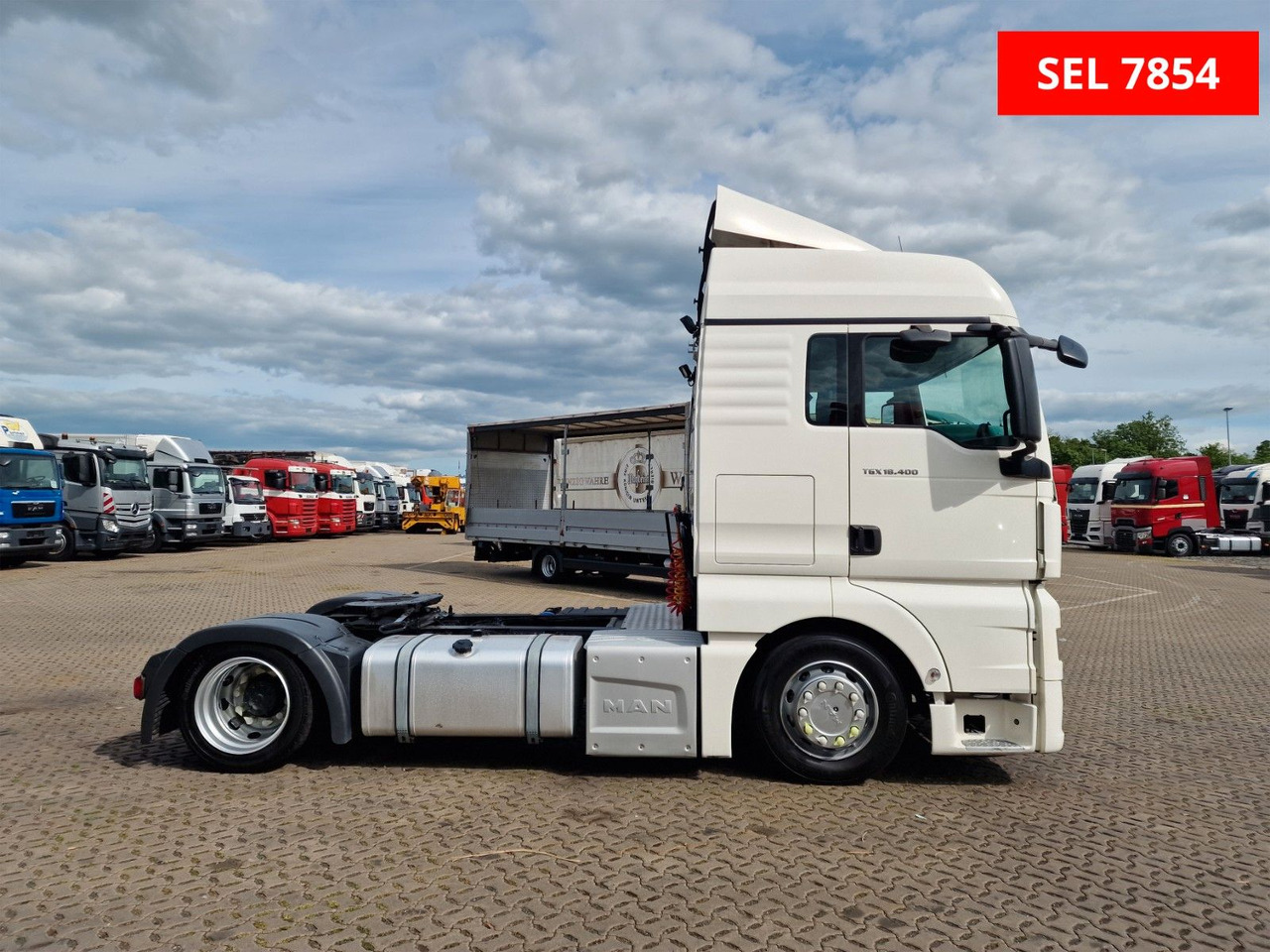 MAN TGX 18.400 4x2 LLS-U / ZF Intarder - Cabeza tractora: foto 4 MAN TGX 18.400 4x2 LLS-U / ZF Intarder - Cabeza tractora: foto 4
