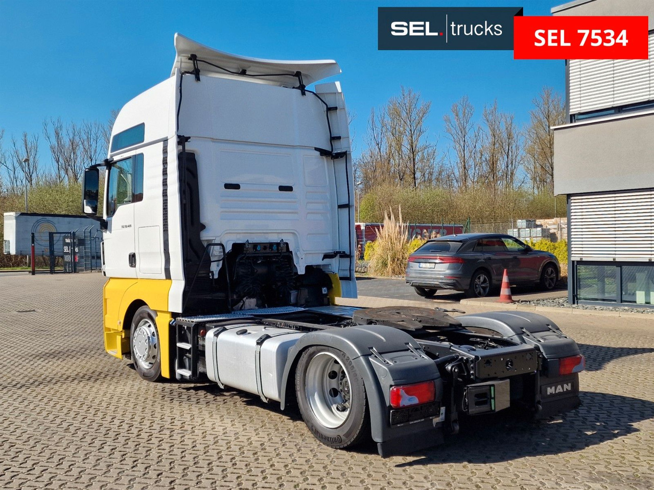 Cabeza tractora MAN TGX 18.420 4X2 LLS-U / 2 Tanks: foto 7