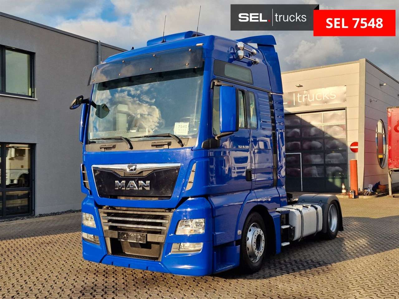 MAN TGX 18.500 4X2 LLS-U / Retarder / Hubkupplung - Cabeza tractora: foto 1 MAN TGX 18.500 4X2 LLS-U / Retarder / Hubkupplung - Cabeza tractora: foto 1