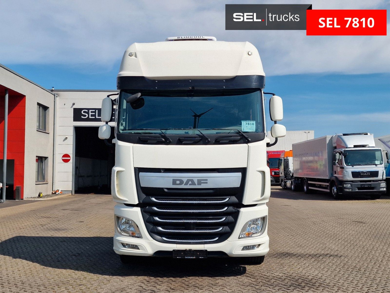 DAF XF 460 FAN / Intarder / Lenkachse / STERZANTE - Camión portacontenedore/ Intercambiable: foto 2 DAF XF 460 FAN / Intarder / Lenkachse / STERZANTE - Camión portacontenedore/ Intercambiable: foto 2