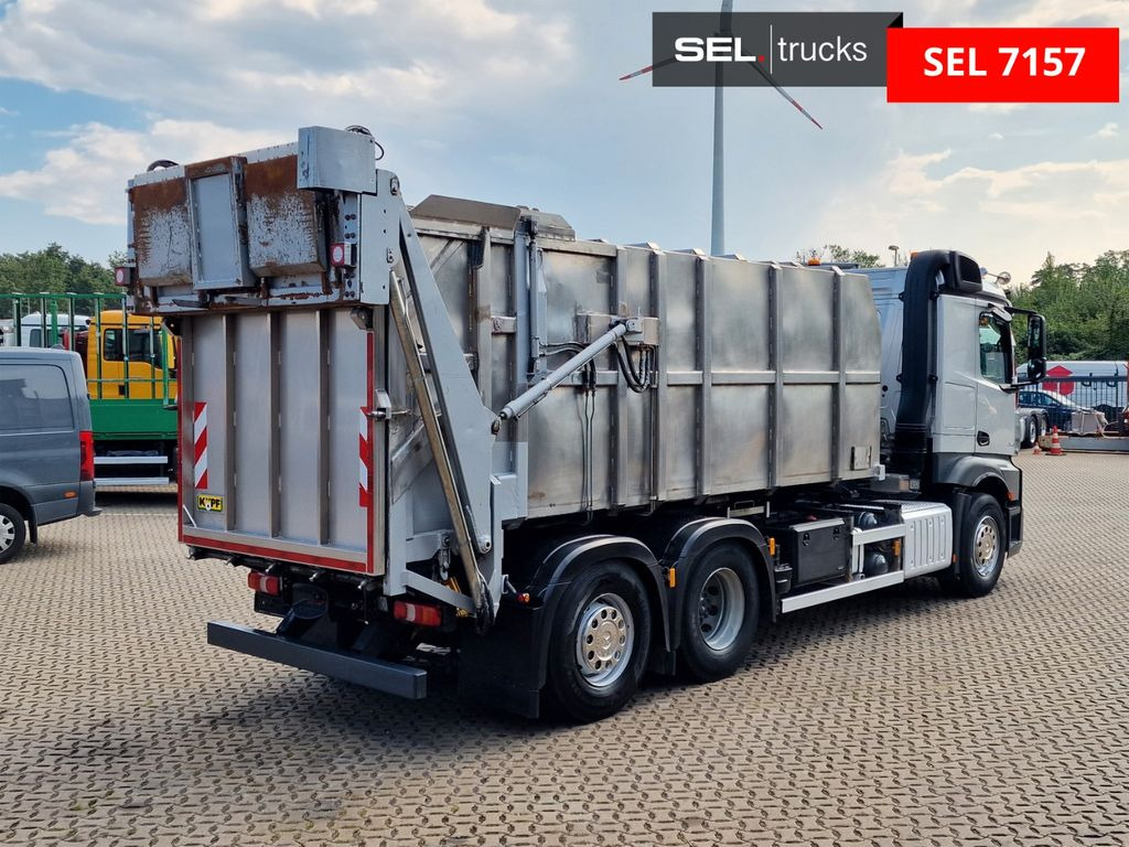 Mercedes-Benz Actros 2545 / Tierkadaver / mit Waage - Camión volquete: foto 5 Mercedes-Benz Actros 2545 / Tierkadaver / mit Waage - Camión volquete: foto 5