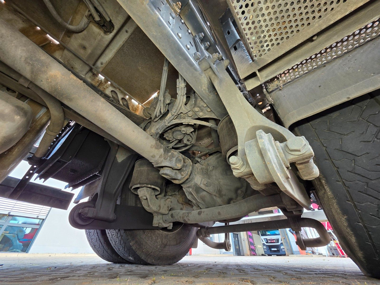 Camión volquete Mercedes-Benz Axor 1833 / F.X. Meiller: foto 11