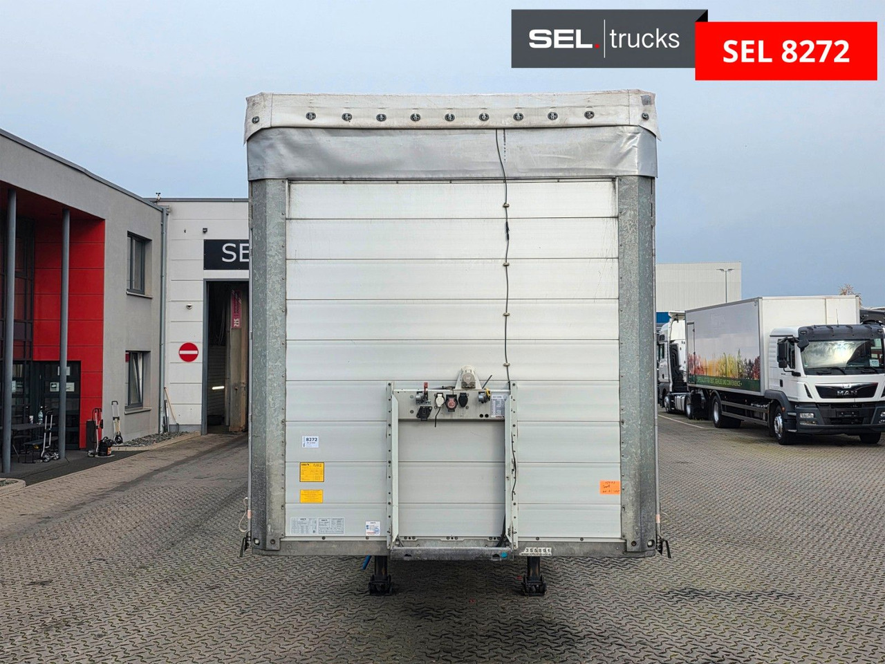 Schmitz Cargobull SCS 24/L - 13.62 E B / Ldbw / Lenkachse - Semirremolque transporte de bebidas: foto 3 Schmitz Cargobull SCS 24/L - 13.62 E B / Ldbw / Lenkachse - Semirremolque transporte de bebidas: foto 3