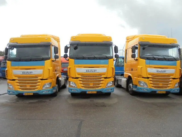 DAF XF 440 22 UNITS - Cabeza tractora: foto 2 DAF XF 440 22 UNITS - Cabeza tractora: foto 2