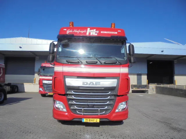 DAF XF 440 6X2 NL TRUCK - Cabeza tractora: foto 2 DAF XF 440 6X2 NL TRUCK - Cabeza tractora: foto 2