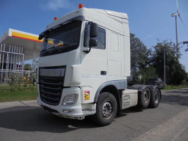 DAF XF 440 + RETARDER - Cabeza tractora: foto 1 DAF XF 440 + RETARDER - Cabeza tractora: foto 1