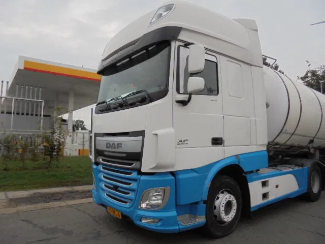 DAF XF 440 SUPER SPACE CAB - Cabeza tractora: foto 1 DAF XF 440 SUPER SPACE CAB - Cabeza tractora: foto 1
