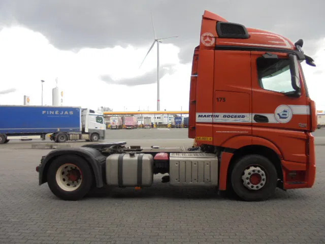 Mercedes-Benz Actros 1842 LS NL TRUCK - Cabeza tractora: foto 4 Mercedes-Benz Actros 1842 LS NL TRUCK - Cabeza tractora: foto 4