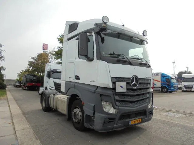 Mercedes-Benz Actros - Cabeza tractora: foto 3 Mercedes-Benz Actros - Cabeza tractora: foto 3