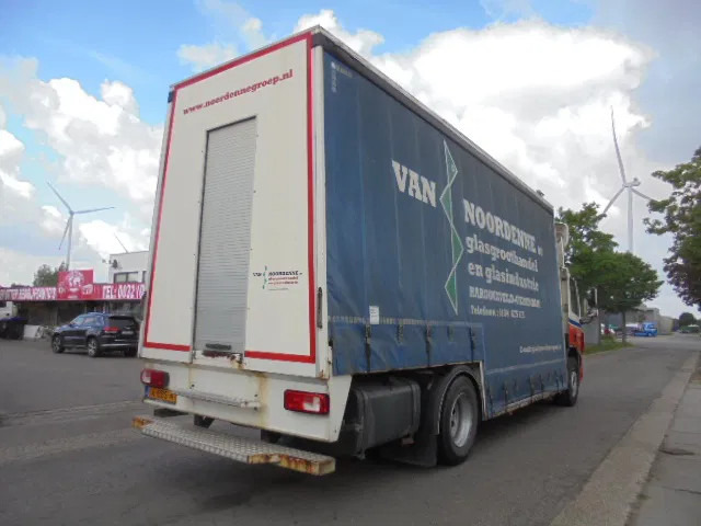 DAF CF 250 - Camión caja cerrada: foto 4 DAF CF 250 - Camión caja cerrada: foto 4
