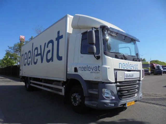 DAF CF 250 FA LOW KM NL TRUCK - Camión caja cerrada: foto 3 DAF CF 250 FA LOW KM NL TRUCK - Camión caja cerrada: foto 3