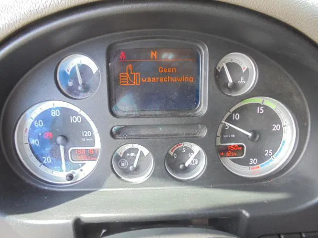 Leasing de DAF FAN CF75-250 6X2 DAF FAN CF75-250 6X2: foto 17
