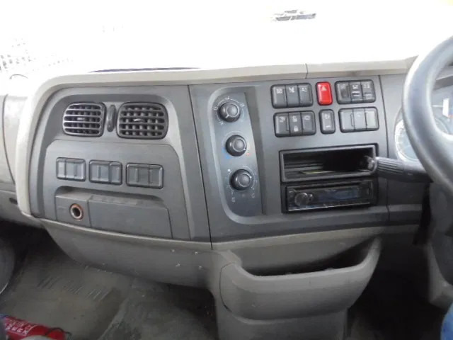 Limpieza de alcantarillado DAF LF 180 FA: foto 11