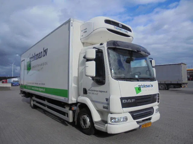 DAF LF 45 210 NL TRUCK - Camión frigorífico: foto 3 DAF LF 45 210 NL TRUCK - Camión frigorífico: foto 3