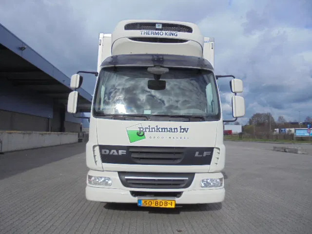 DAF LF 45 210 NL TRUCK - Camión frigorífico: foto 2 DAF LF 45 210 NL TRUCK - Camión frigorífico: foto 2