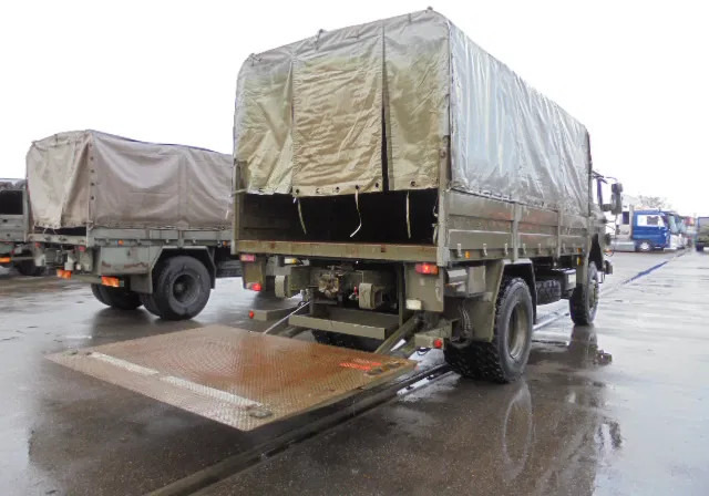 DAF YAD 4442 NT - Camión lona: foto 4 DAF YAD 4442 NT - Camión lona: foto 4