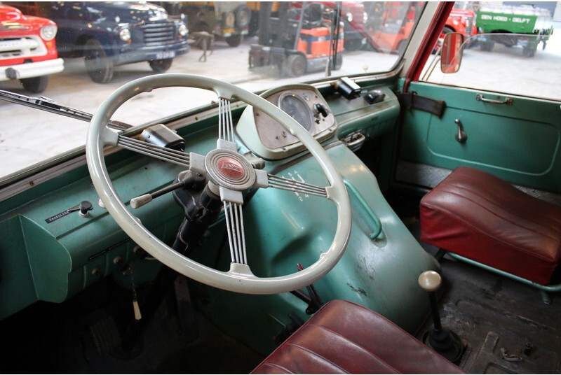 Diversen Thames Trader T55 - Camión de bomberos: foto 5 Diversen Thames Trader T55 - Camión de bomberos: foto 5