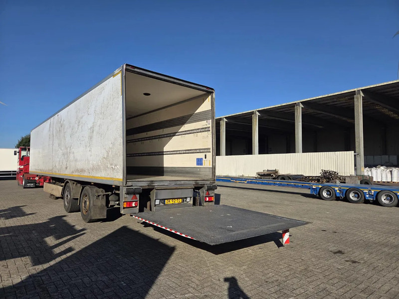 Krone SZ - Semirremolque caja cerrada: foto 4 Krone SZ - Semirremolque caja cerrada: foto 4