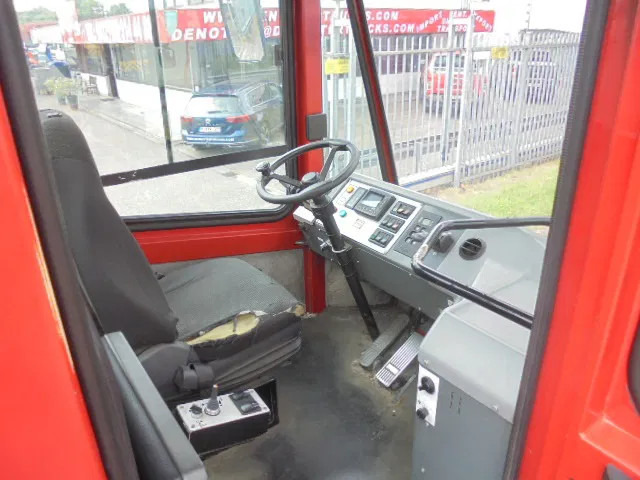 Leasing de MOL YM225/4X2 40KM/H MOL YM225/4X2 40KM/H: foto 10
