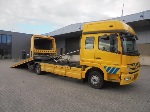 Mercedes-Benz Atego 1224 NL TRUCK - Grua de remolque autos: foto 3 Mercedes-Benz Atego 1224 NL TRUCK - Grua de remolque autos: foto 3