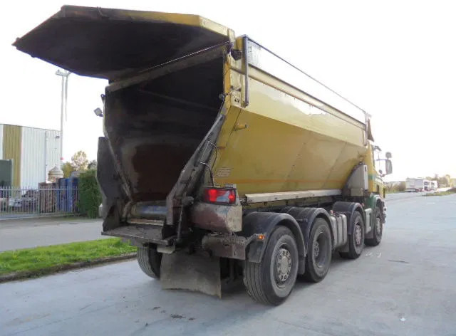 Scania P400 8X2 ASFALT - Camión volquete: foto 4 Scania P400 8X2 ASFALT - Camión volquete: foto 4