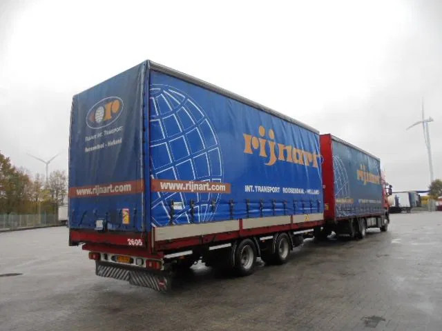 Scania R420 6X2 RETARDER - Camión caja cerrada: foto 4 Scania R420 6X2 RETARDER - Camión caja cerrada: foto 4