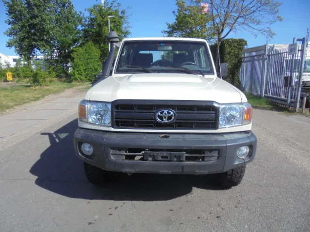 Toyota Land Cruiser HJ79L 4X4 CREWCAB PICKUP EXPORT OUTSIDE EU ONLY - Coche: foto 2 Toyota Land Cruiser HJ79L 4X4 CREWCAB PICKUP EXPORT OUTSIDE EU ONLY - Coche: foto 2