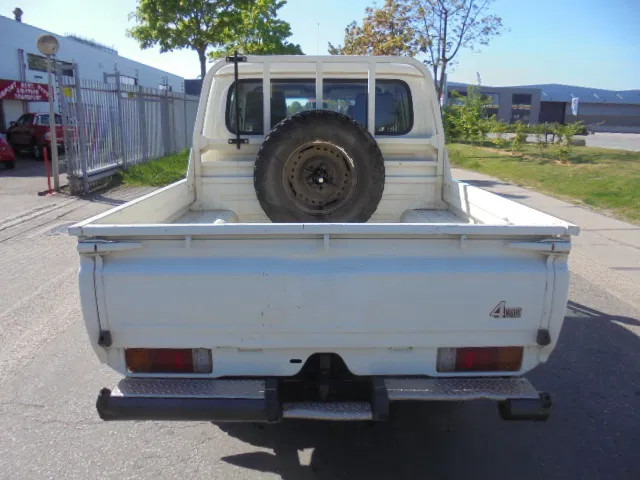 Toyota Land Cruiser HJ79L 4X4 CREWCAB PICKUP EXPORT OUTSIDE EU ONLY - Coche: foto 5 Toyota Land Cruiser HJ79L 4X4 CREWCAB PICKUP EXPORT OUTSIDE EU ONLY - Coche: foto 5