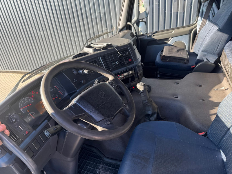 Volvo FM 12.400 NO CRANE - Cabeza tractora: foto 5 Volvo FM 12.400 NO CRANE - Cabeza tractora: foto 5