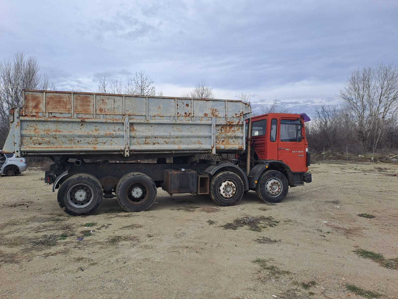 MAN 32.331 dump truck - Camión volquete: foto 2 MAN 32.331 dump truck - Camión volquete: foto 2