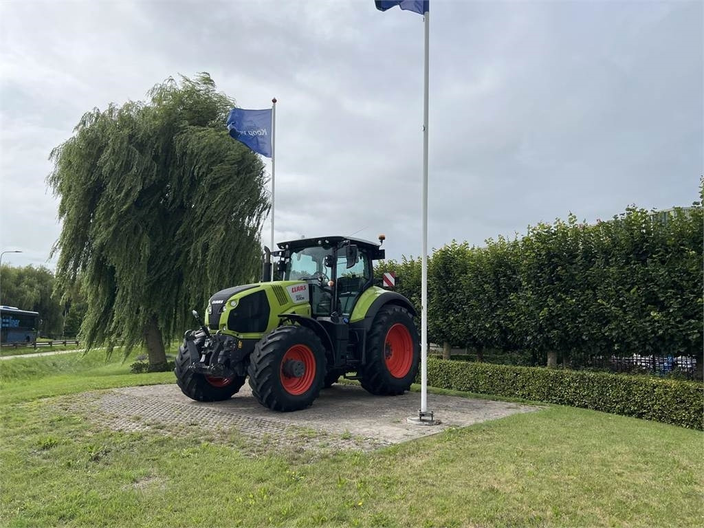 Claas Axion 830 - Tractor: foto 1 Claas Axion 830 - Tractor: foto 1