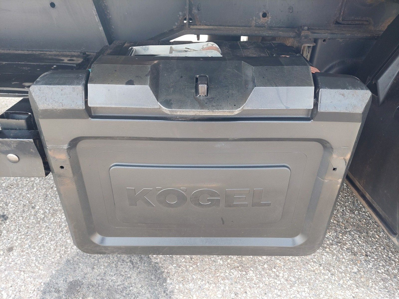 Semirremolque plataforma/ Caja abierta Kögel S24 Mega: foto 18