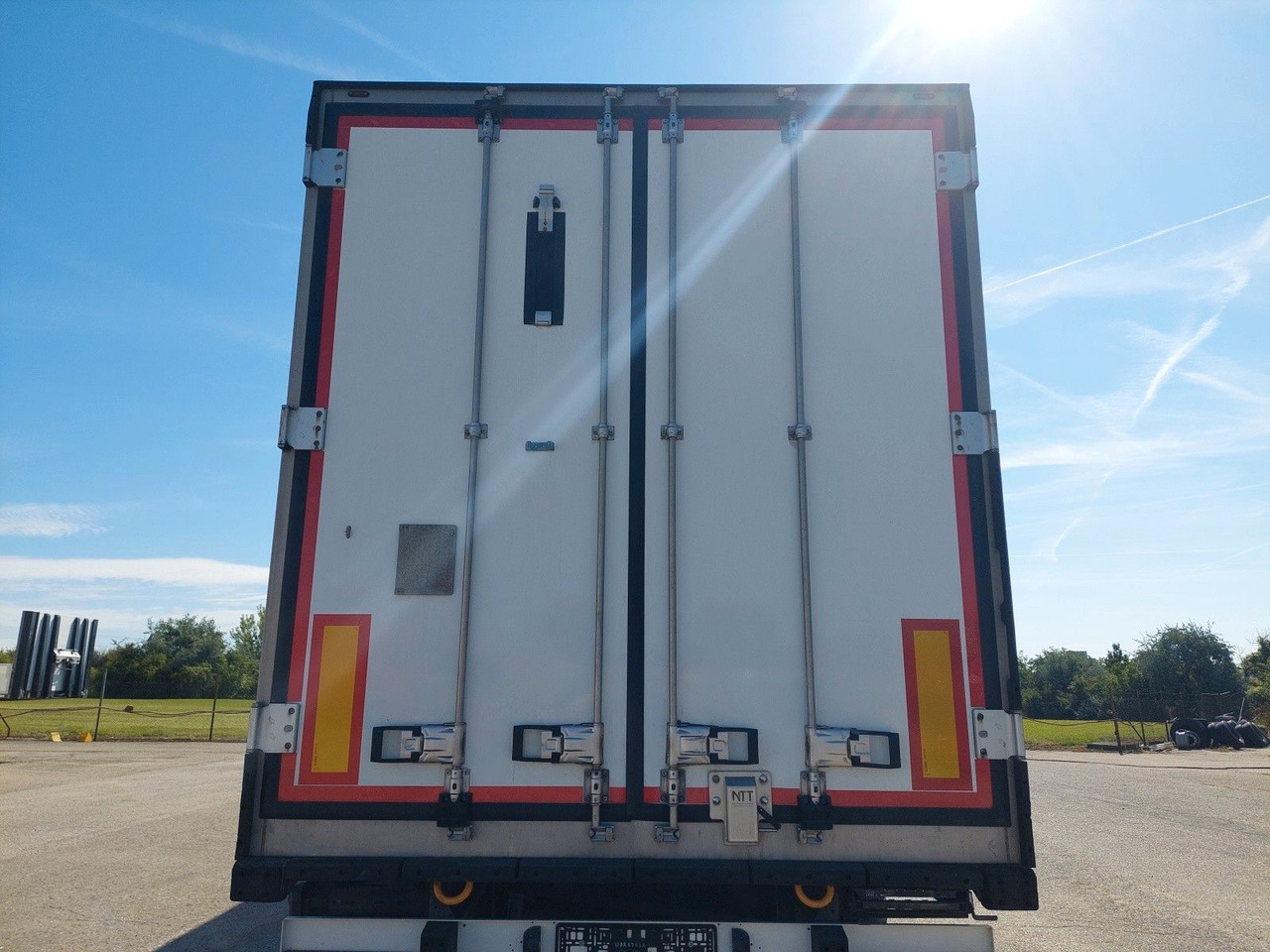 Schmitz Cargobull SKO24 ThermoKing SLXi 300 - Semirremolque frigorífico: foto 5 Schmitz Cargobull SKO24 ThermoKing SLXi 300 - Semirremolque frigorífico: foto 5
