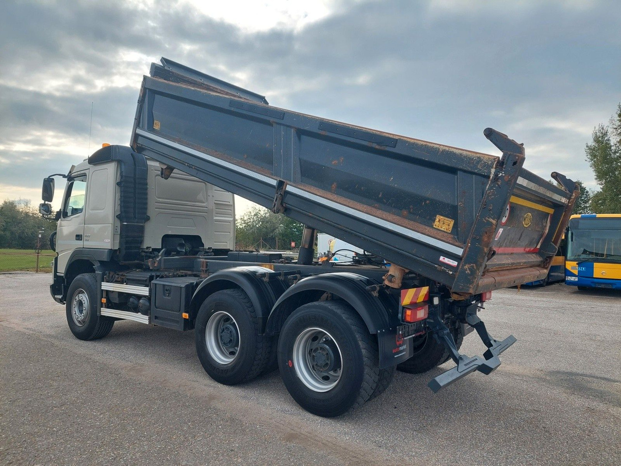 Volvo FMX 460 Meiller Bordmatik 6x4 - Camión volquete: foto 3 Volvo FMX 460 Meiller Bordmatik 6x4 - Camión volquete: foto 3