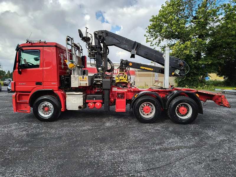 Leasing de Mercedes-Benz Actros 3360 V8 CRANE HIAB 251S80 - 6X4 - V8 Mercedes-Benz Actros 3360 V8 CRANE HIAB 251S80 - 6X4 - V8: foto 8 Leasing de Mercedes-Benz Actros 3360 V8 CRANE HIAB 251S80 - 6X4 - V8 Mercedes-Benz Actros 3360 V8 CRANE HIAB 251S80 - 6X4 - V8: foto 8