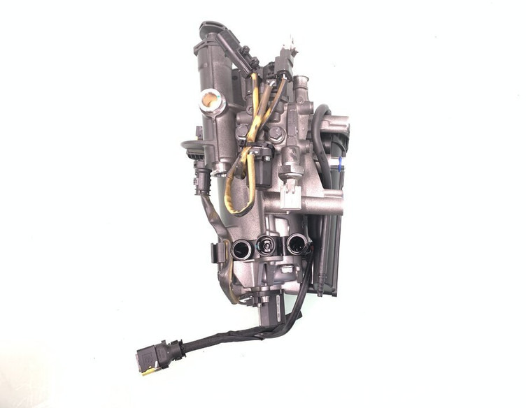 DAF Brandstoffilterhuis DAF 1951941 - Filtro de combustible para Camión: foto 2 DAF Brandstoffilterhuis DAF 1951941 - Filtro de combustible para Camión: foto 2